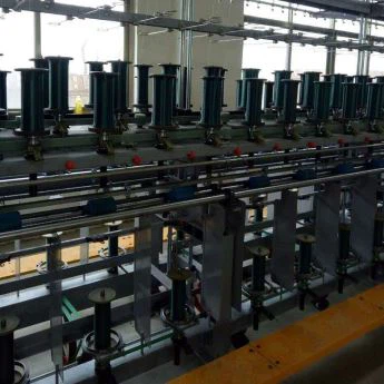 Stroj na výrobu polypropylenových nití